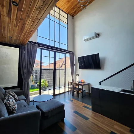 Felly House Villa